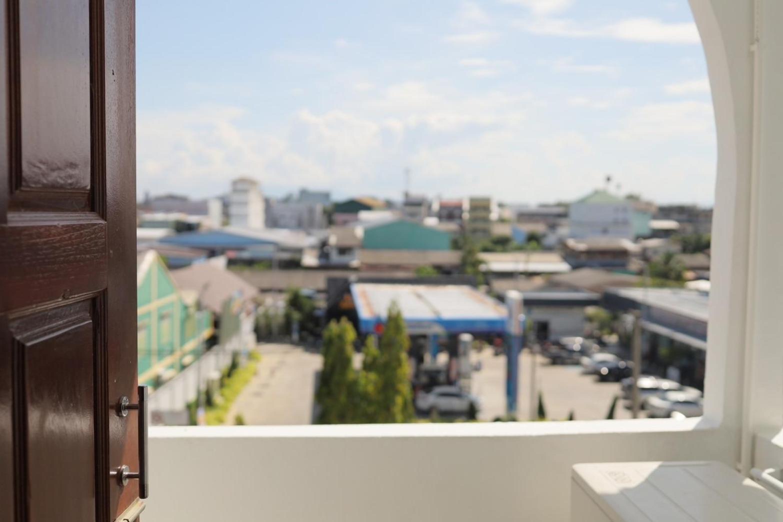 Tanyong Hotel Narathiwat Exterior photo